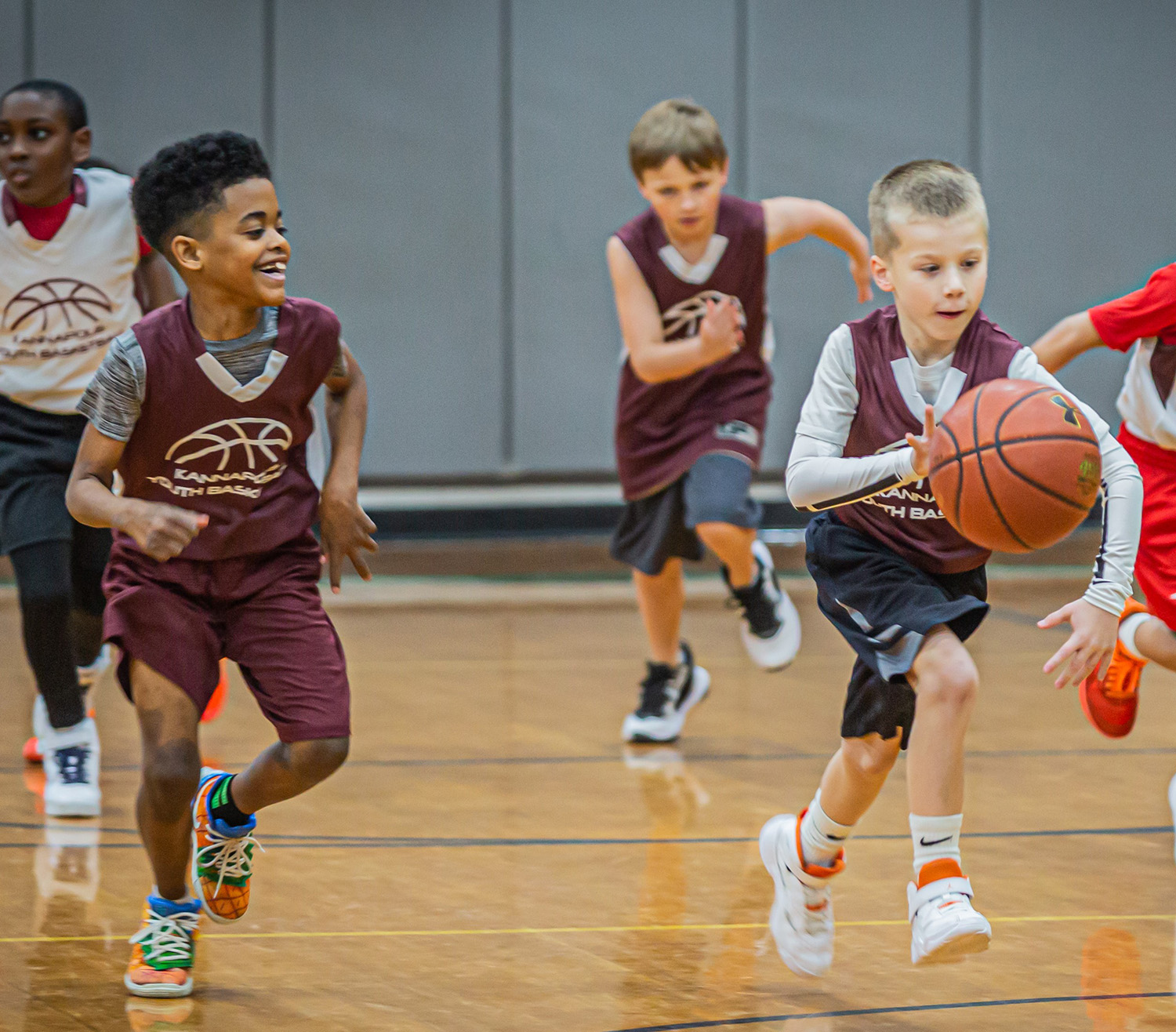 kids playing basketball